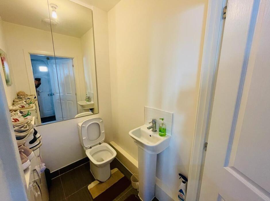 Foxglove Close, West Drayton